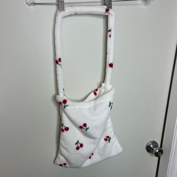 SHEIN Cherry Graphic Fluffy Shoulder Bag - Picture 10 of 12